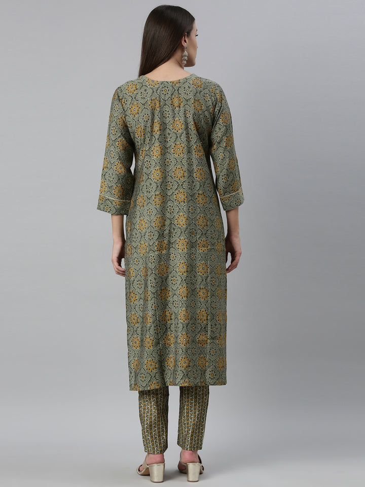 Neerus Green Color Muslin Fabric Kurta Set