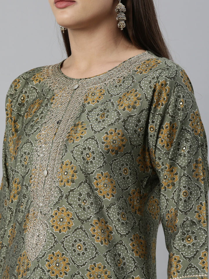 Neerus Green Color Muslin Fabric Kurta Set