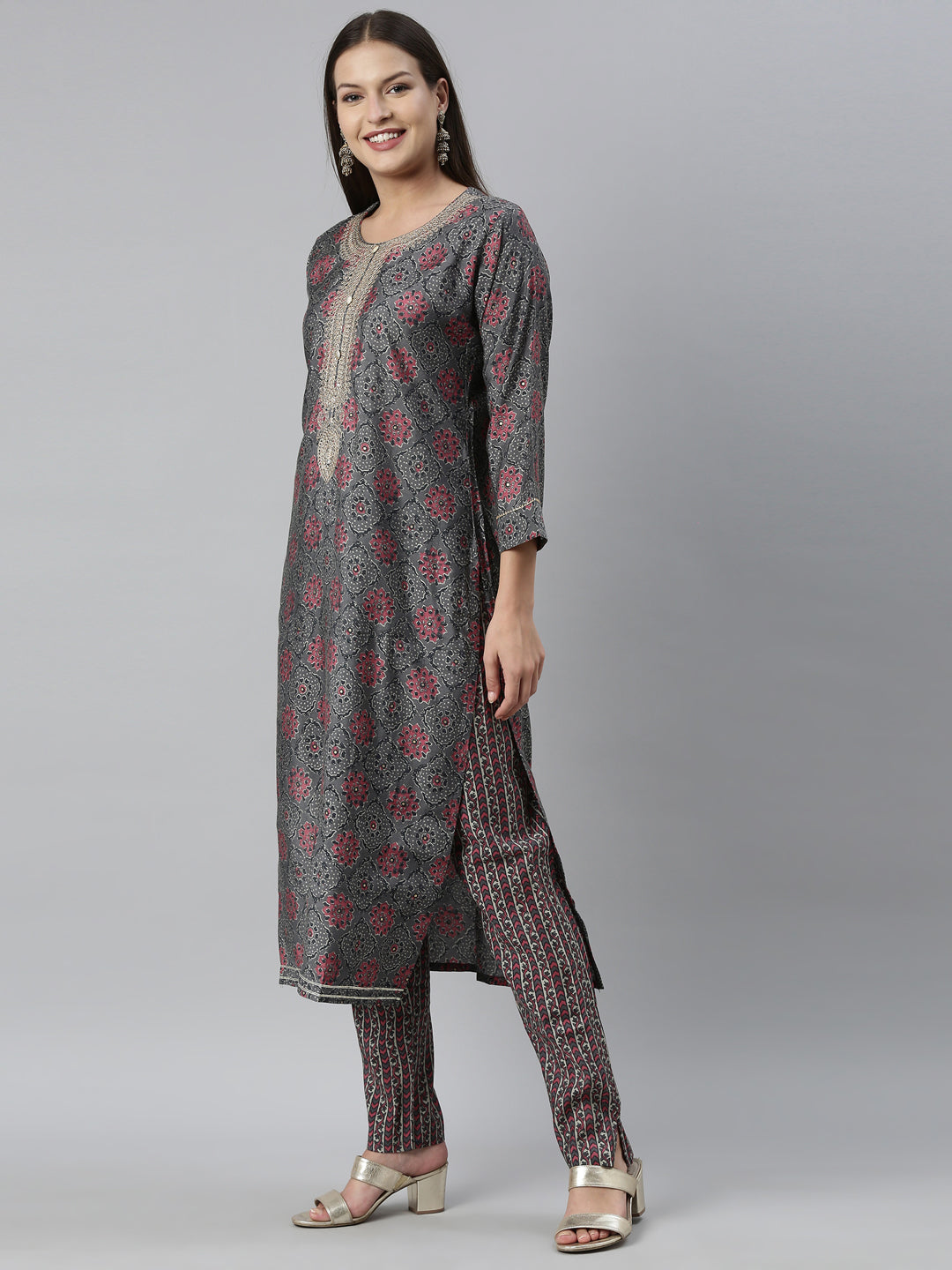 Neerus Grey Color Muslin Fabric Kurta Set