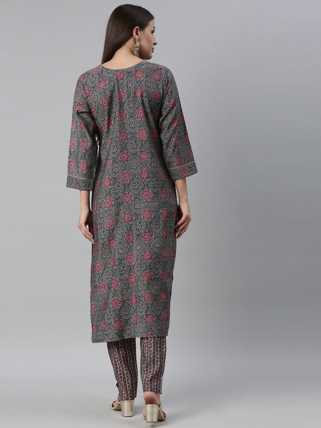Neerus Grey Color Muslin Fabric Kurta Set