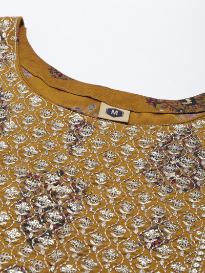 Neeru'S Gold Color Model Fabric Kurta Set