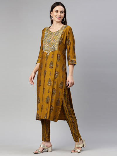 Neeru'S Gold Color Model Fabric Kurta Set