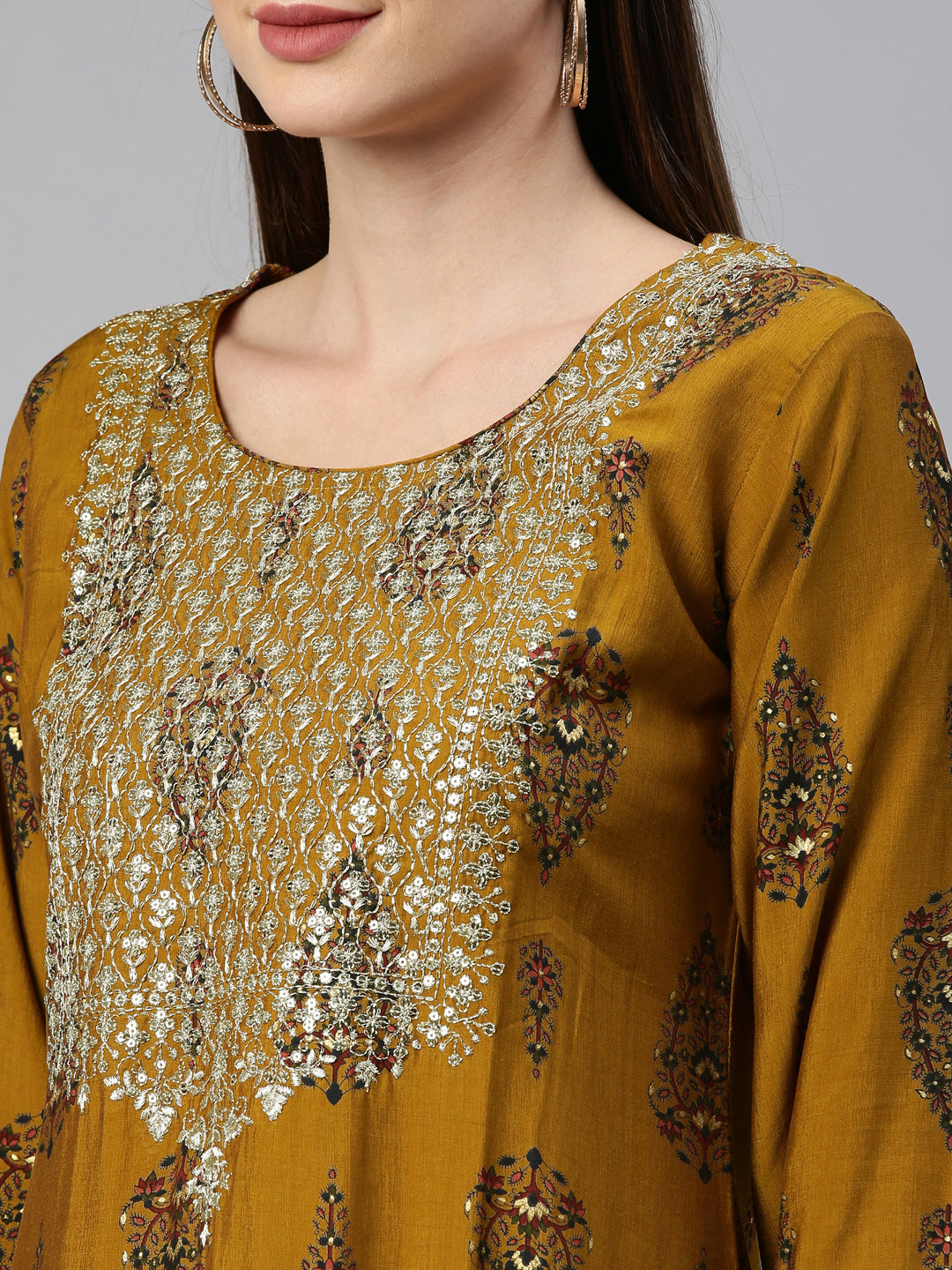 Neeru'S Gold Color Model Fabric Kurta Set