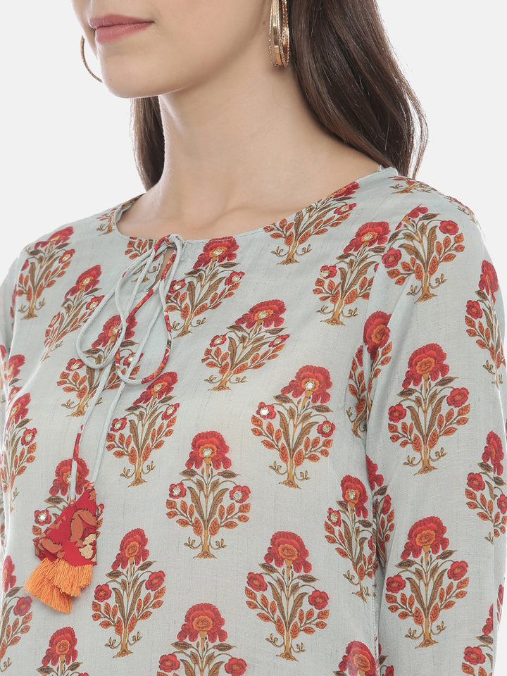 Neerus Blue printed kurta pant set - back view