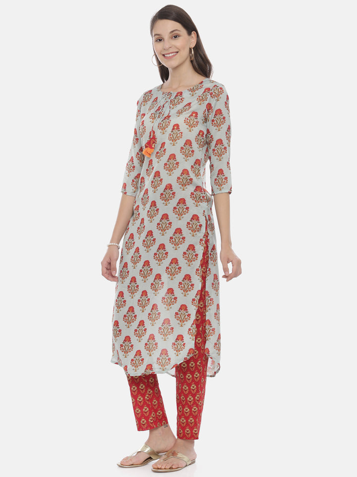 Neerus Blue printed kurta pant set - side view