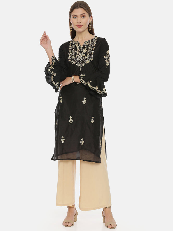 Neerus Black Embroidered Straight Kurta