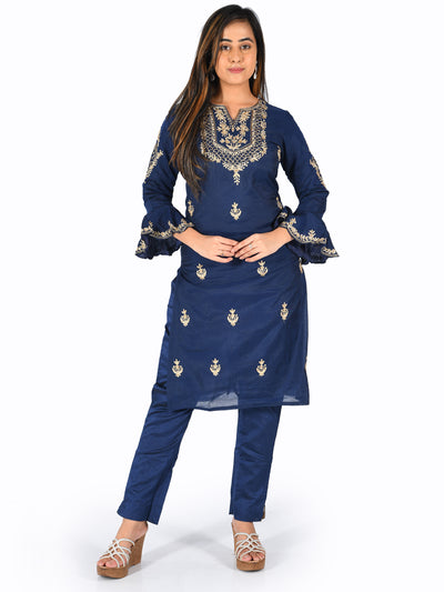 Neeru's Blue Embroidered Straight Kurta