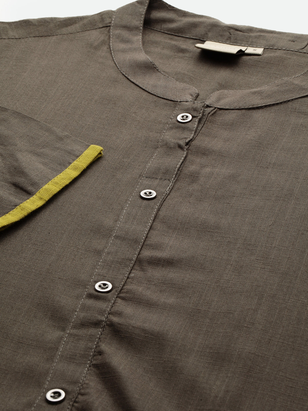 Neerus Green Embroidered Straight Kurta