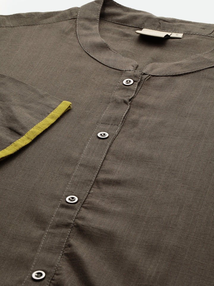 Neerus Green Embroidered Straight Kurta