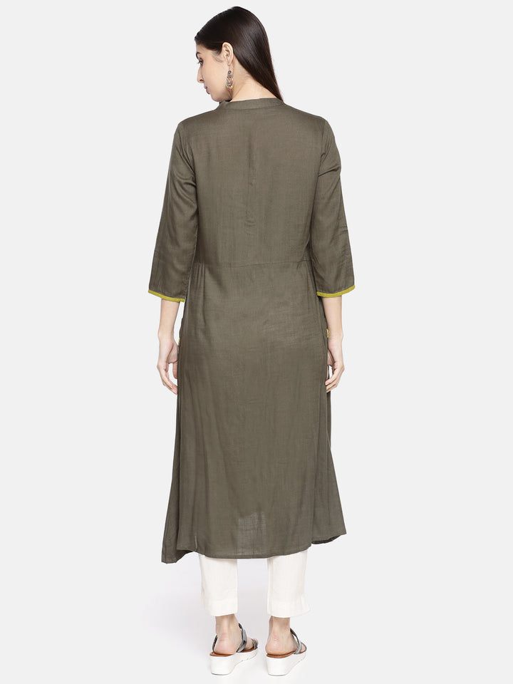 Neerus Green Embroidered Straight Kurta