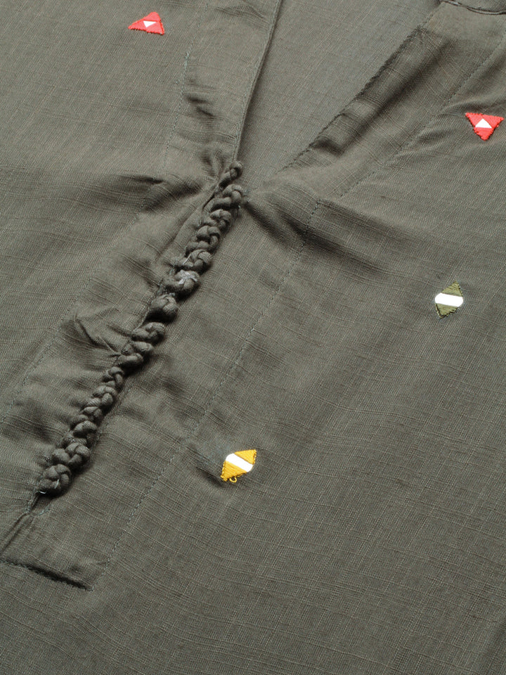 Neerus Green rayon embroidered straight kurta - back view