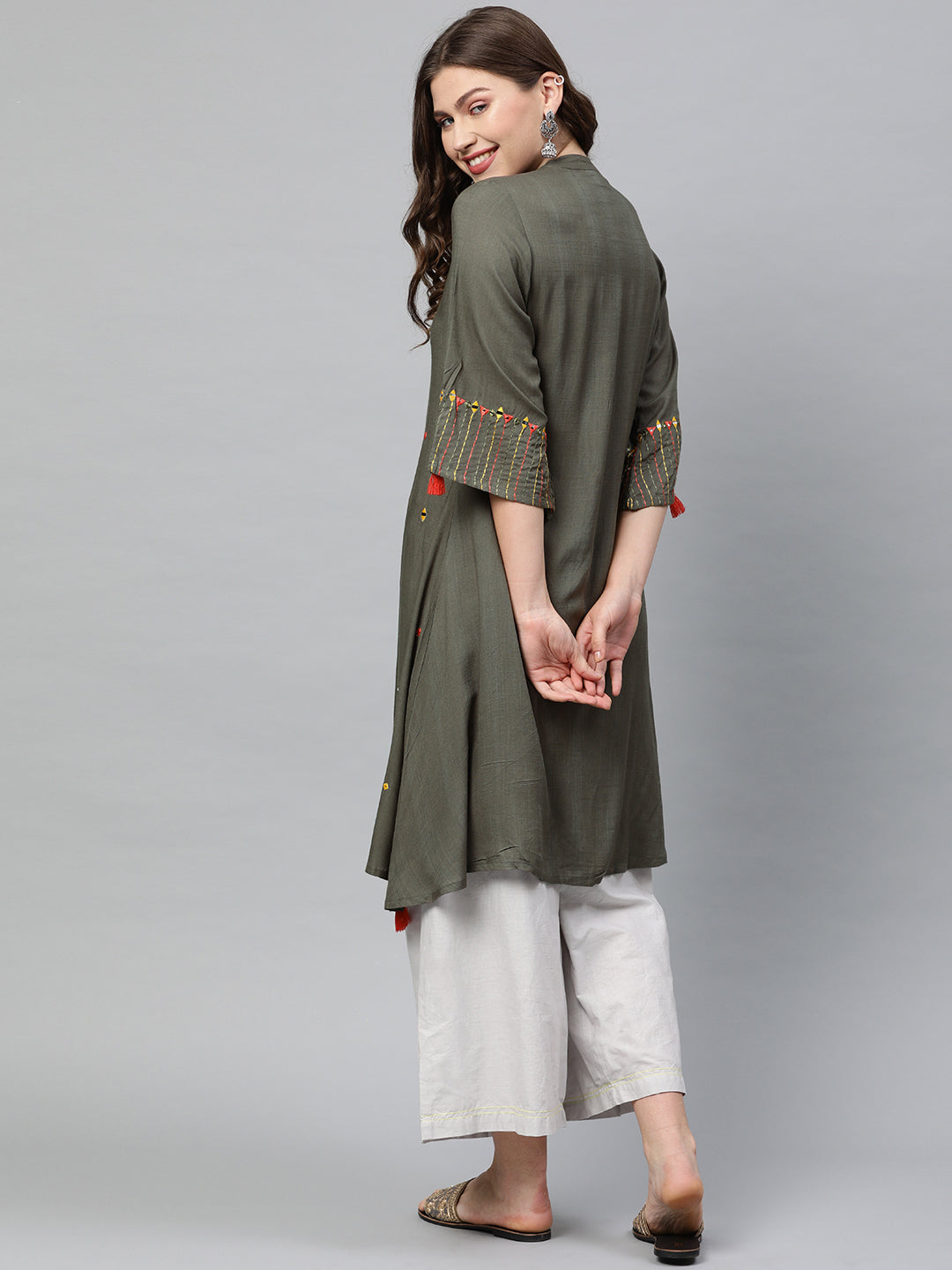 Neerus Green rayon embroidered straight kurta - detail view 1