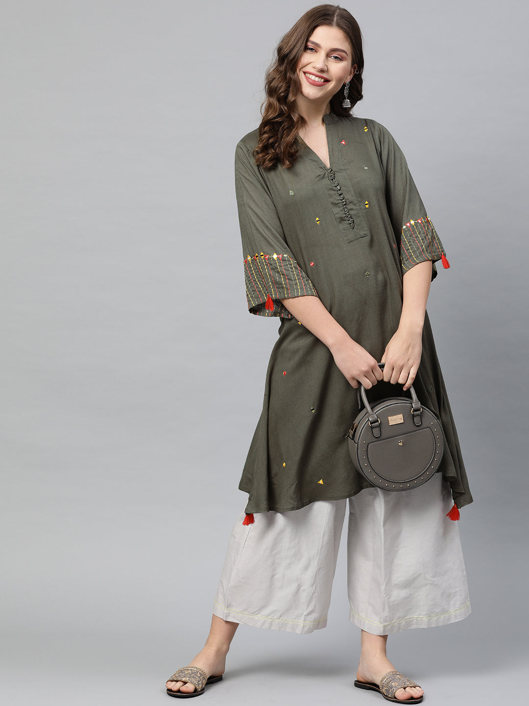 Neerus Green rayon embroidered straight kurta - detail view 2