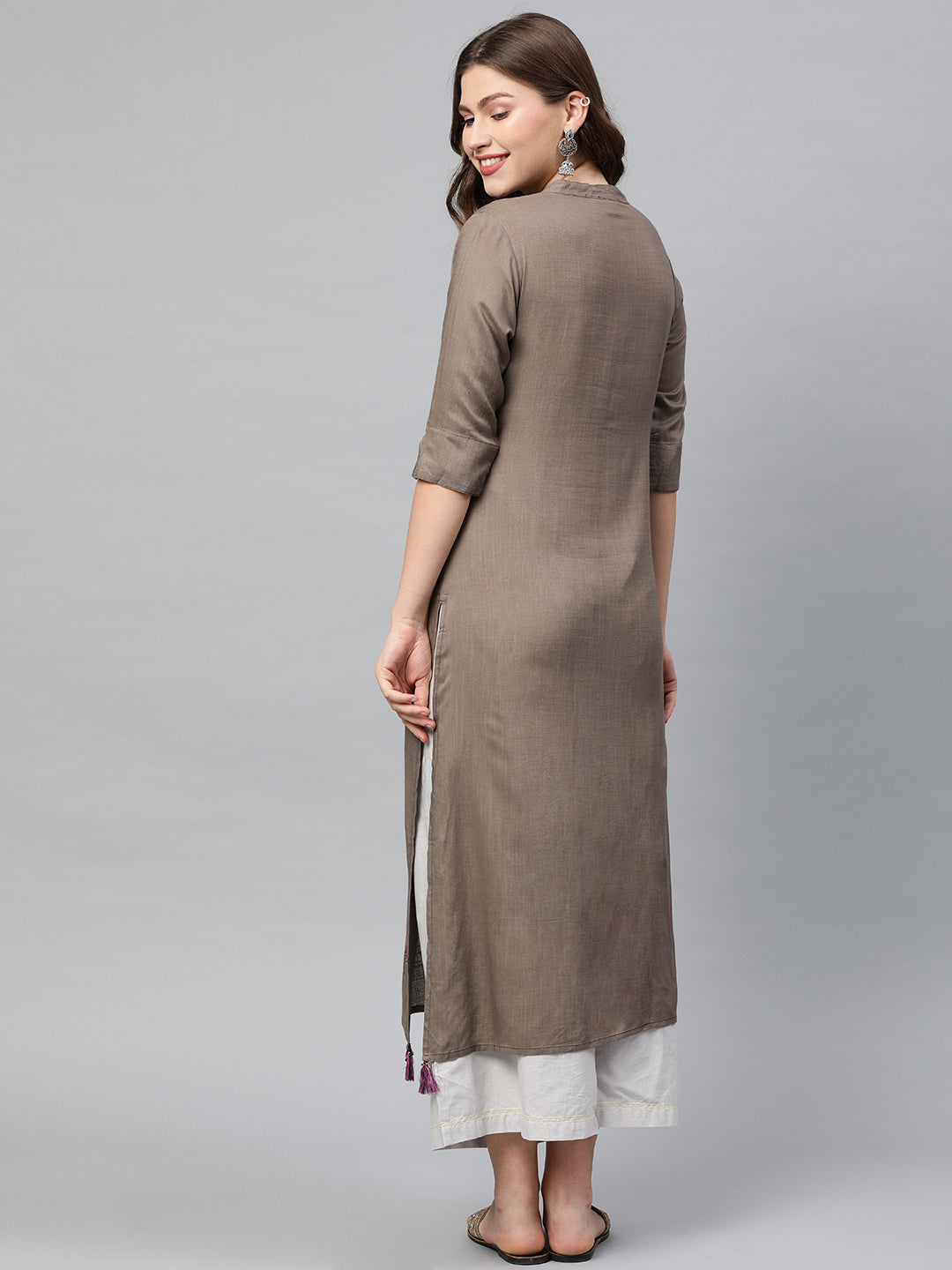 Neerus Grey rayon embroidered straight kurta - detail view 1