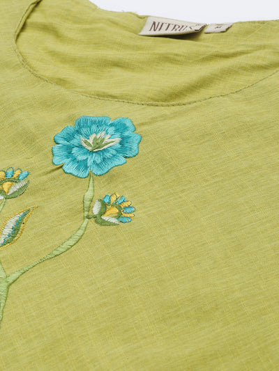 Neeru's M Green Colour Slub Rayon Fabric Tunic "50"