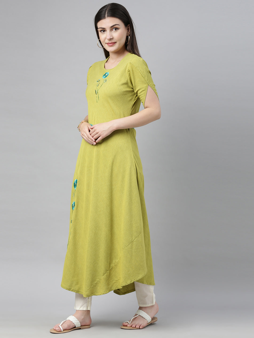 Neeru's M Green Colour Slub Rayon Fabric Tunic "50"