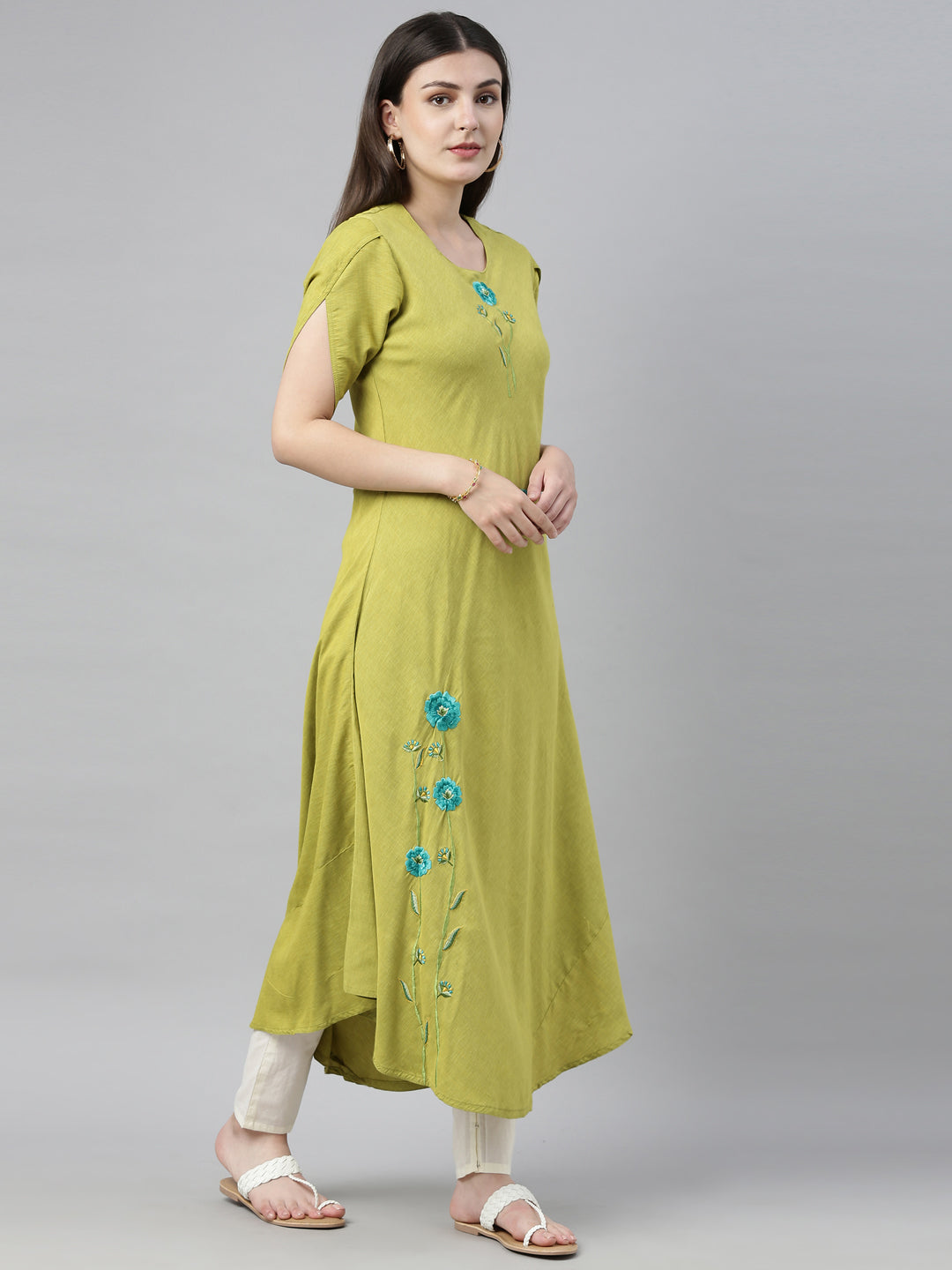 Neerus Green rayon solid kurti - detail view 2