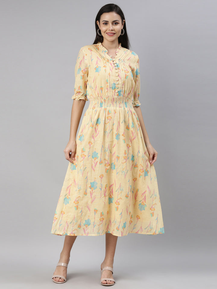 Neerus Yellow slub cotton straight kurta - front view