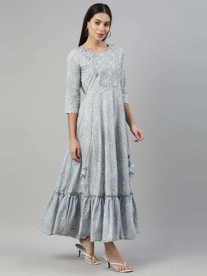 Neerus Grey cotton solid kurta - detail view 1