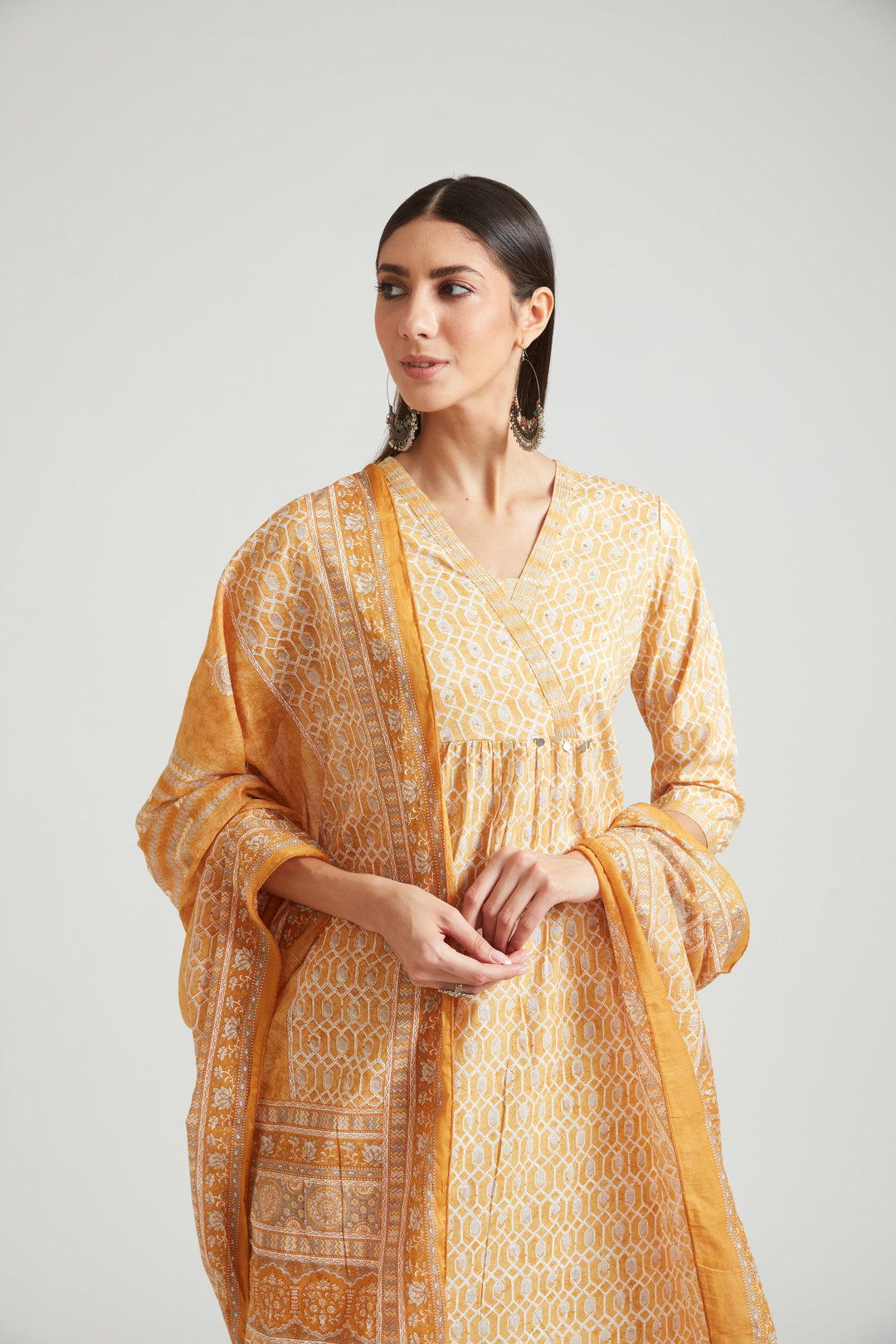 Neerus Yellow muslin straight kurta set - detail view 3