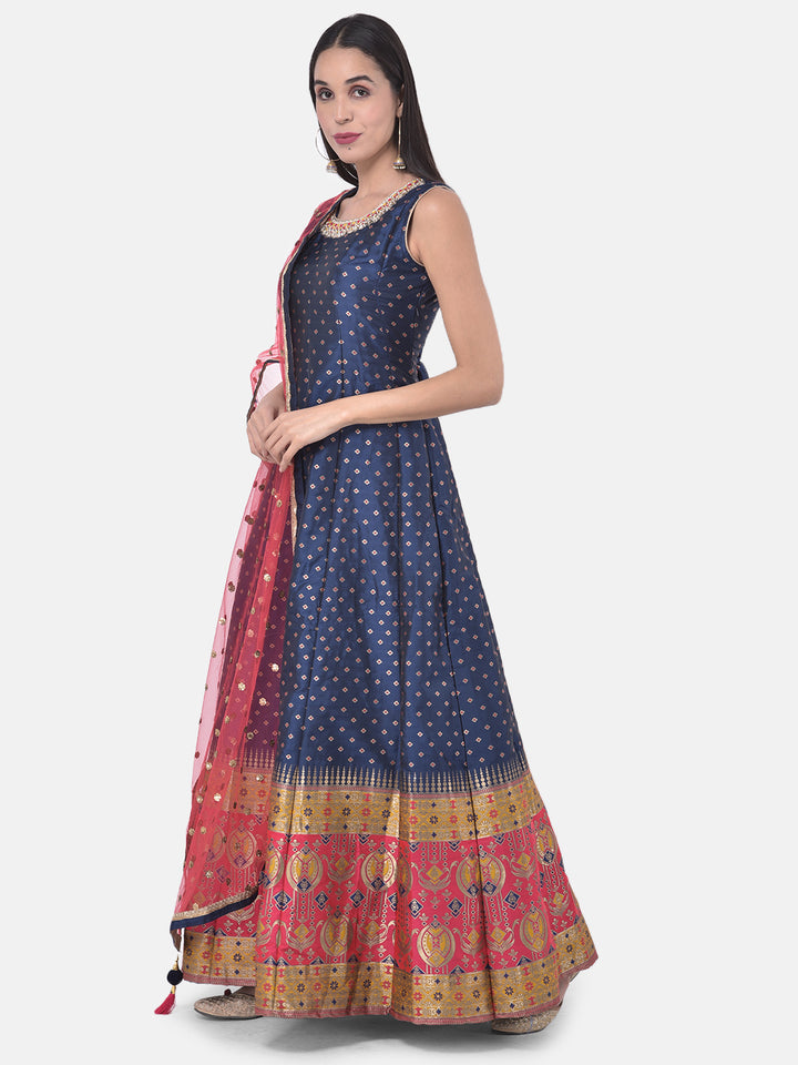 Neerus Blue georgette printed anarkali kurta set - back view