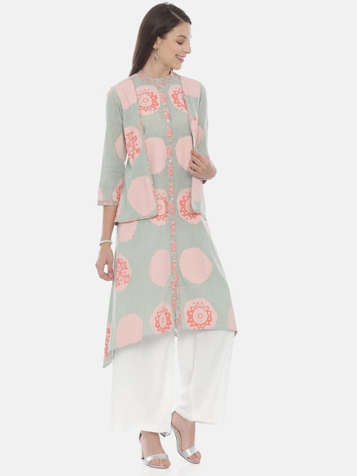 Neerus Green cotton printed high-low kurta - detail view 1