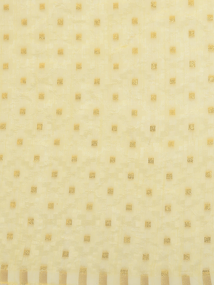 Neerus Yellow Printed Saree With Blouse