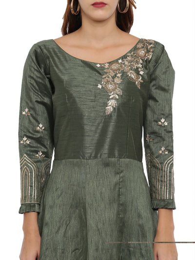 Neeru'S B Green Color, Silk Fabric Full Sleeves Suit-Anarkali