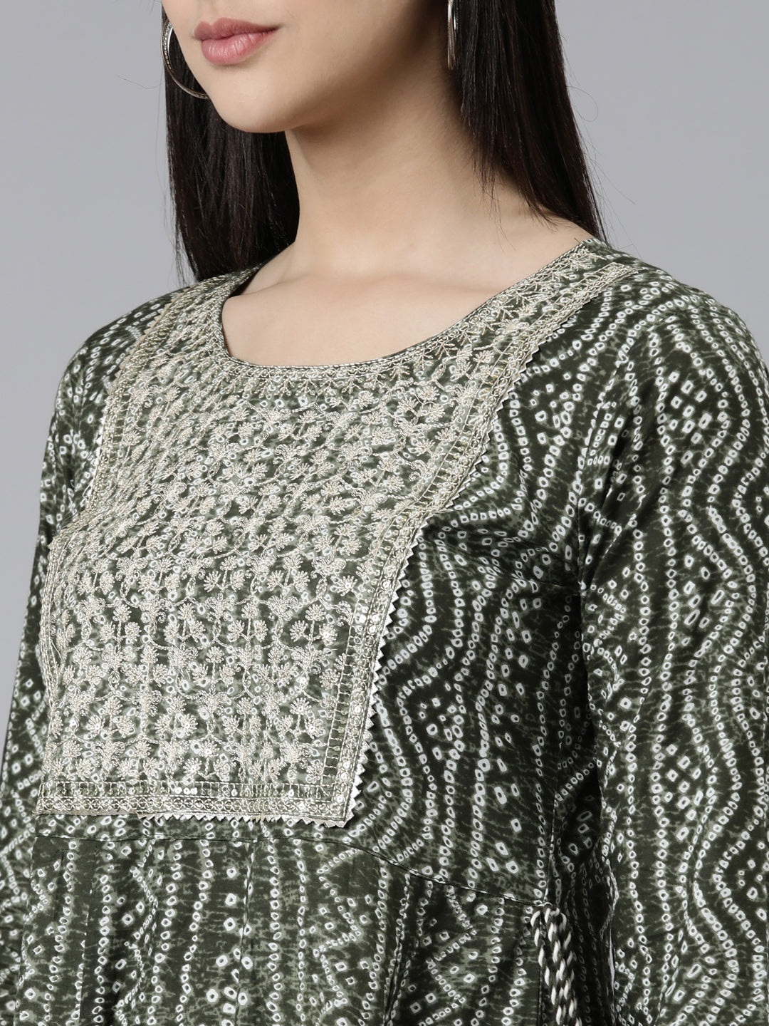 Neerus Olive Straight Embroidered Cotton Kurtas