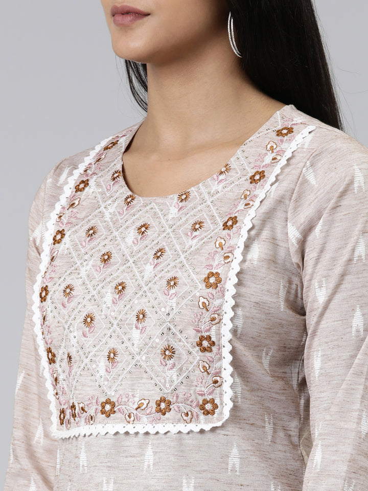 Neerus Grey viscose rayon printed straight kurti - detail view 1