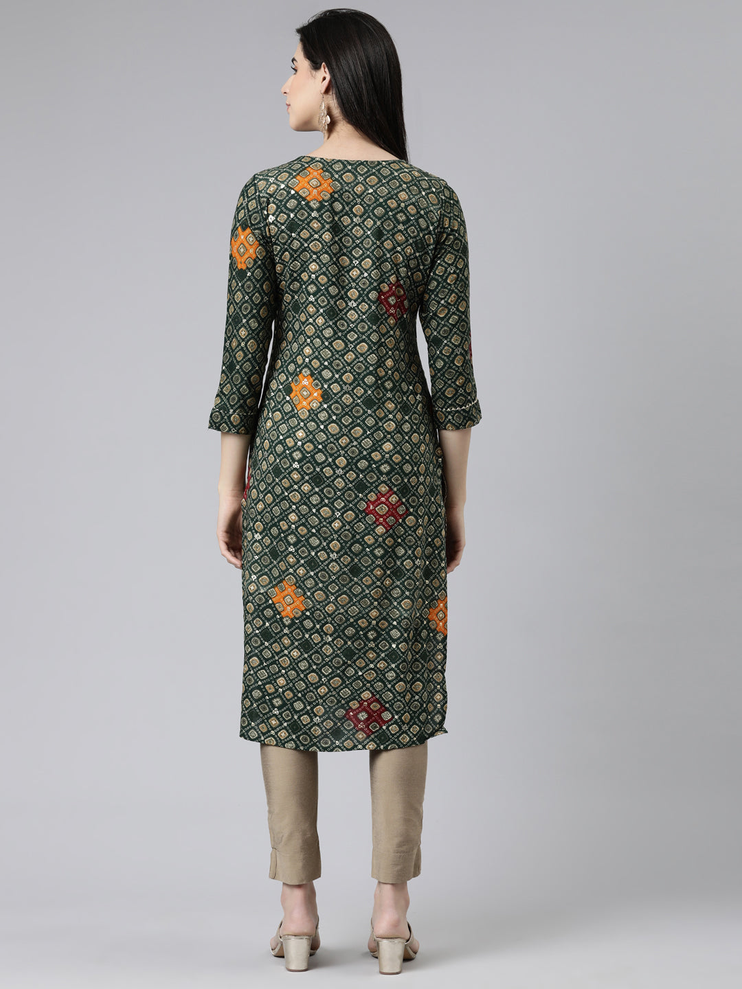 Neerus Green Straight Printed Cotton Kurtas