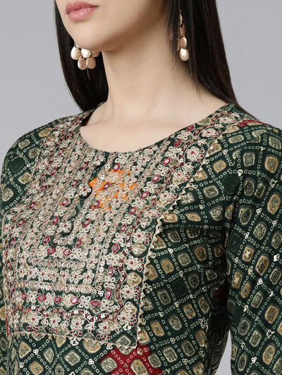 Neerus Green Straight Printed Cotton Kurtas