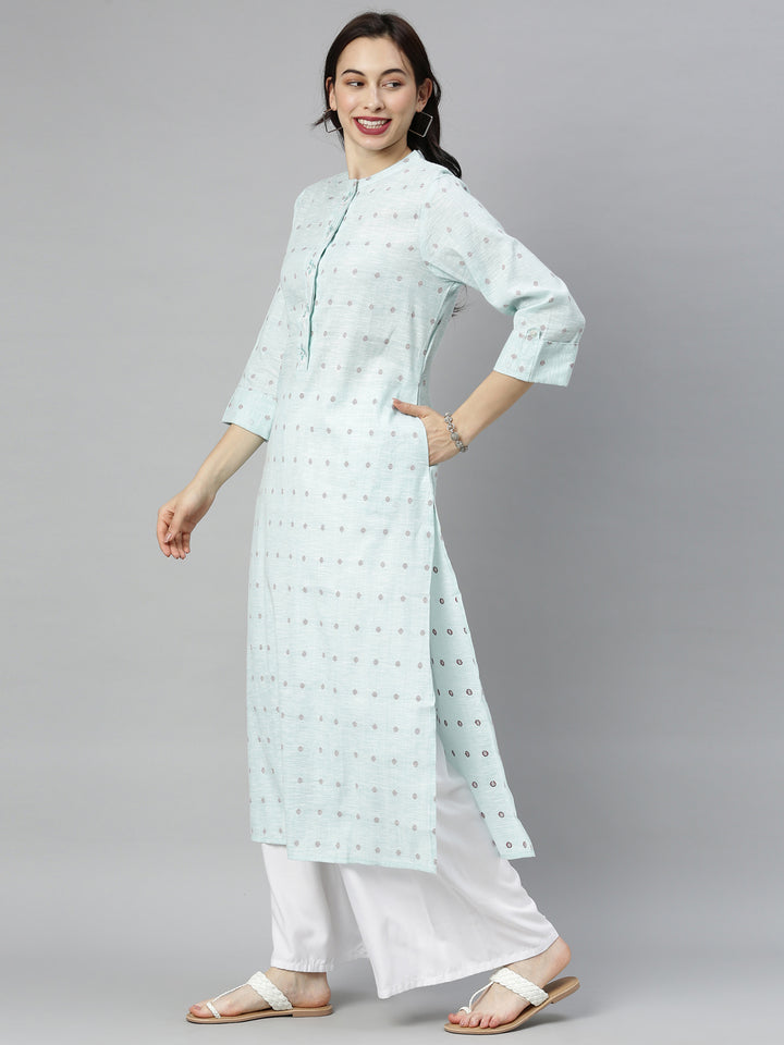 Neerus Green printed straight kurta - detail view 2