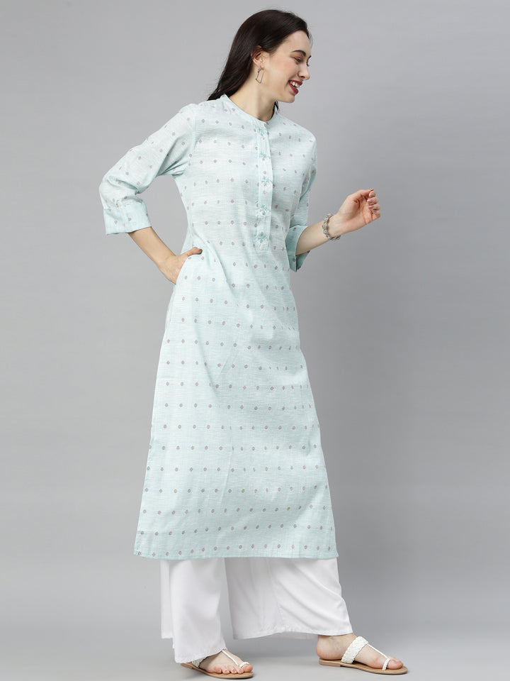 Neerus Green printed straight kurta - detail view 3
