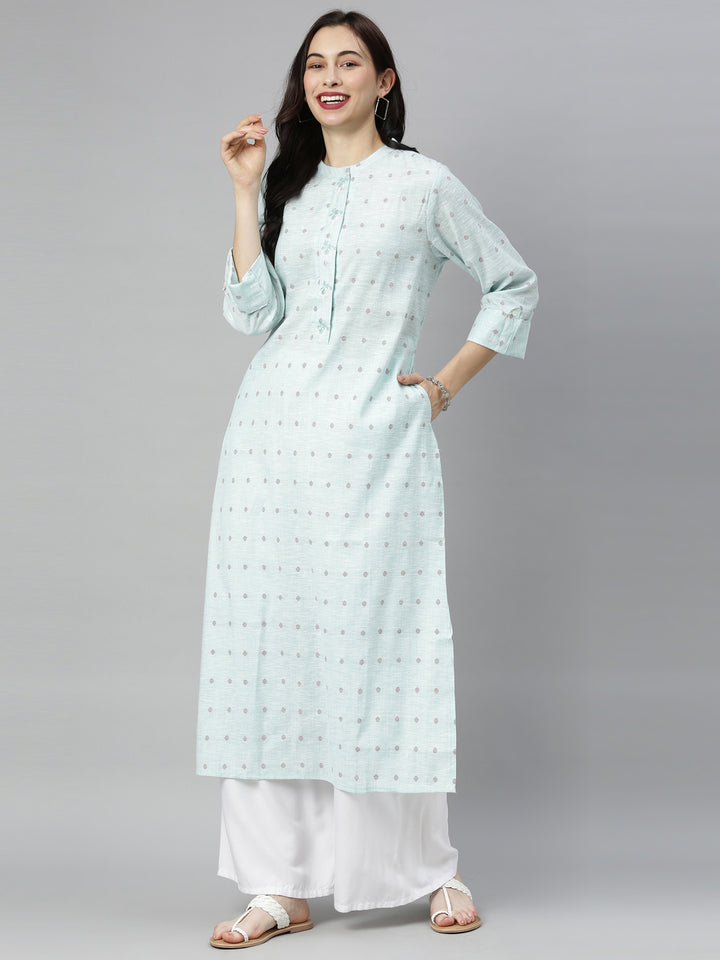Neerus Green printed straight kurta - detail view 5