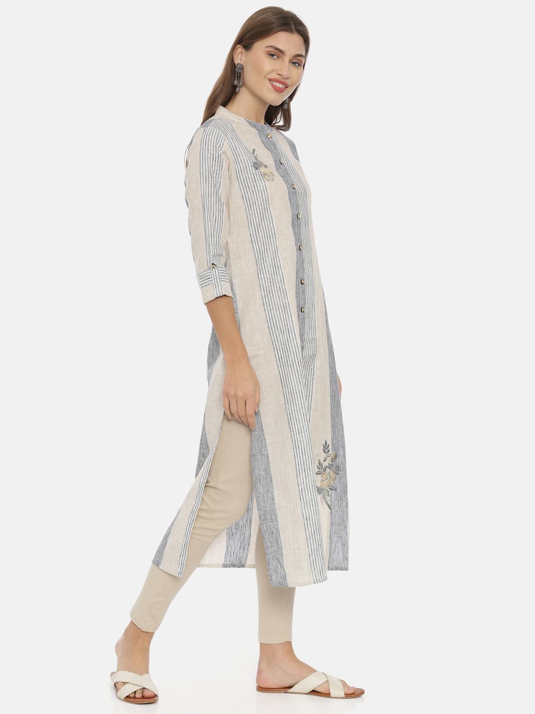 Neerus Grey cotton printed straight kurta - detail view 1