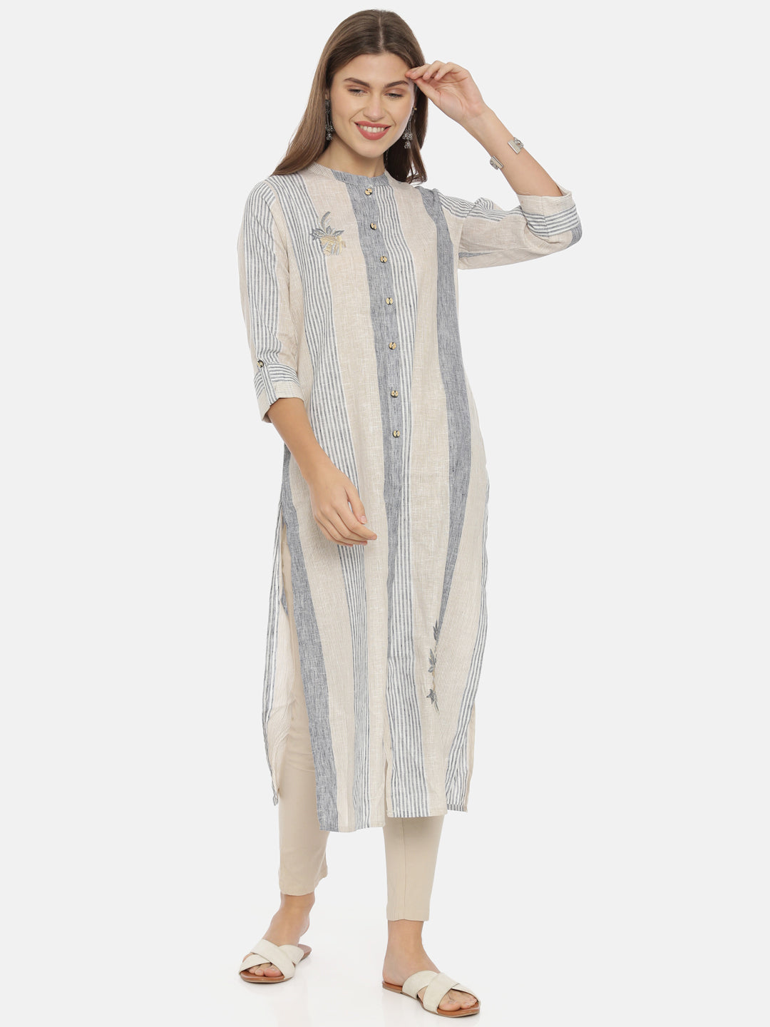 Neerus Grey cotton printed straight kurta - detail view 3