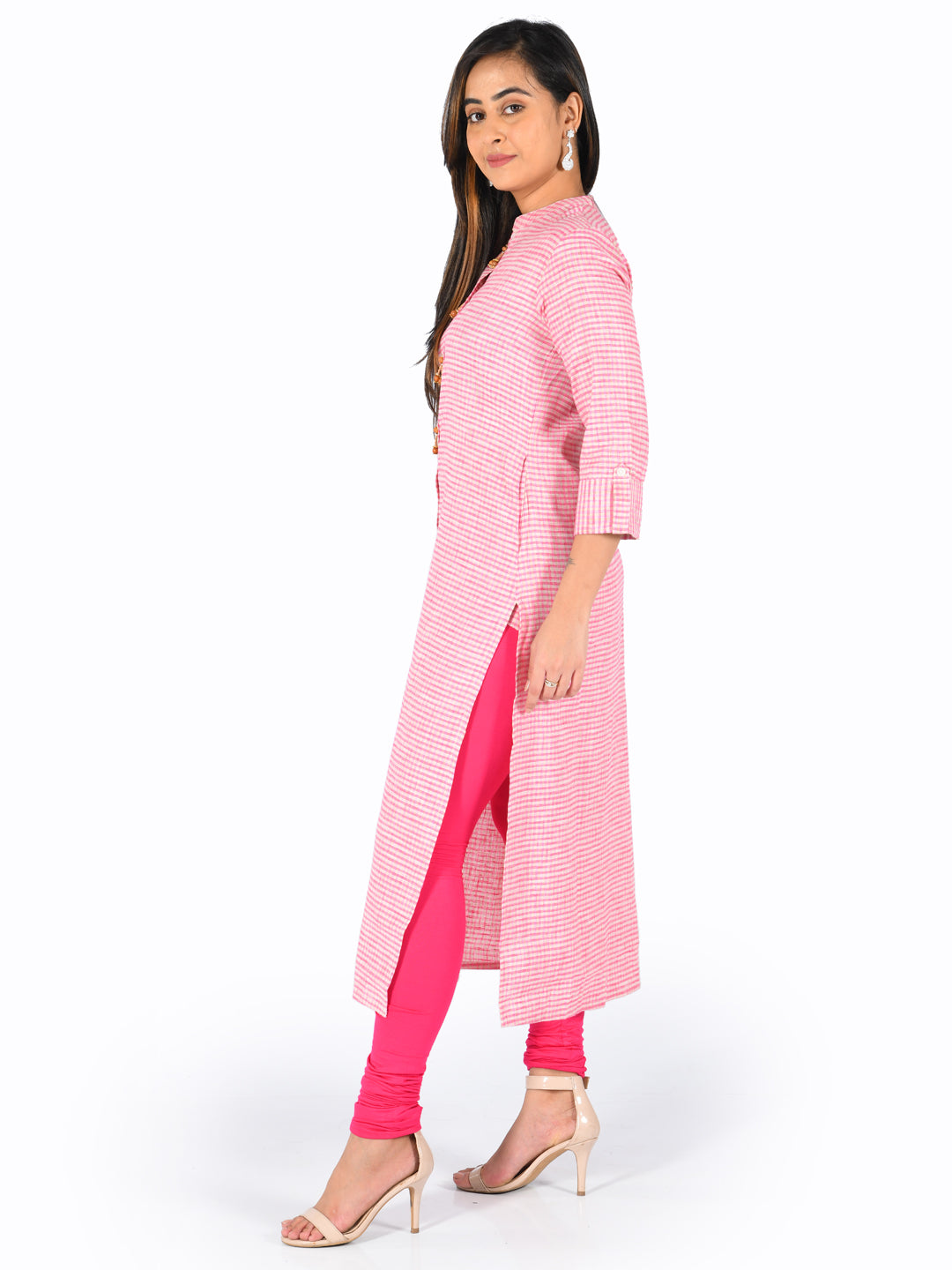 Neerus Pink cotton printed straight kurta - back view