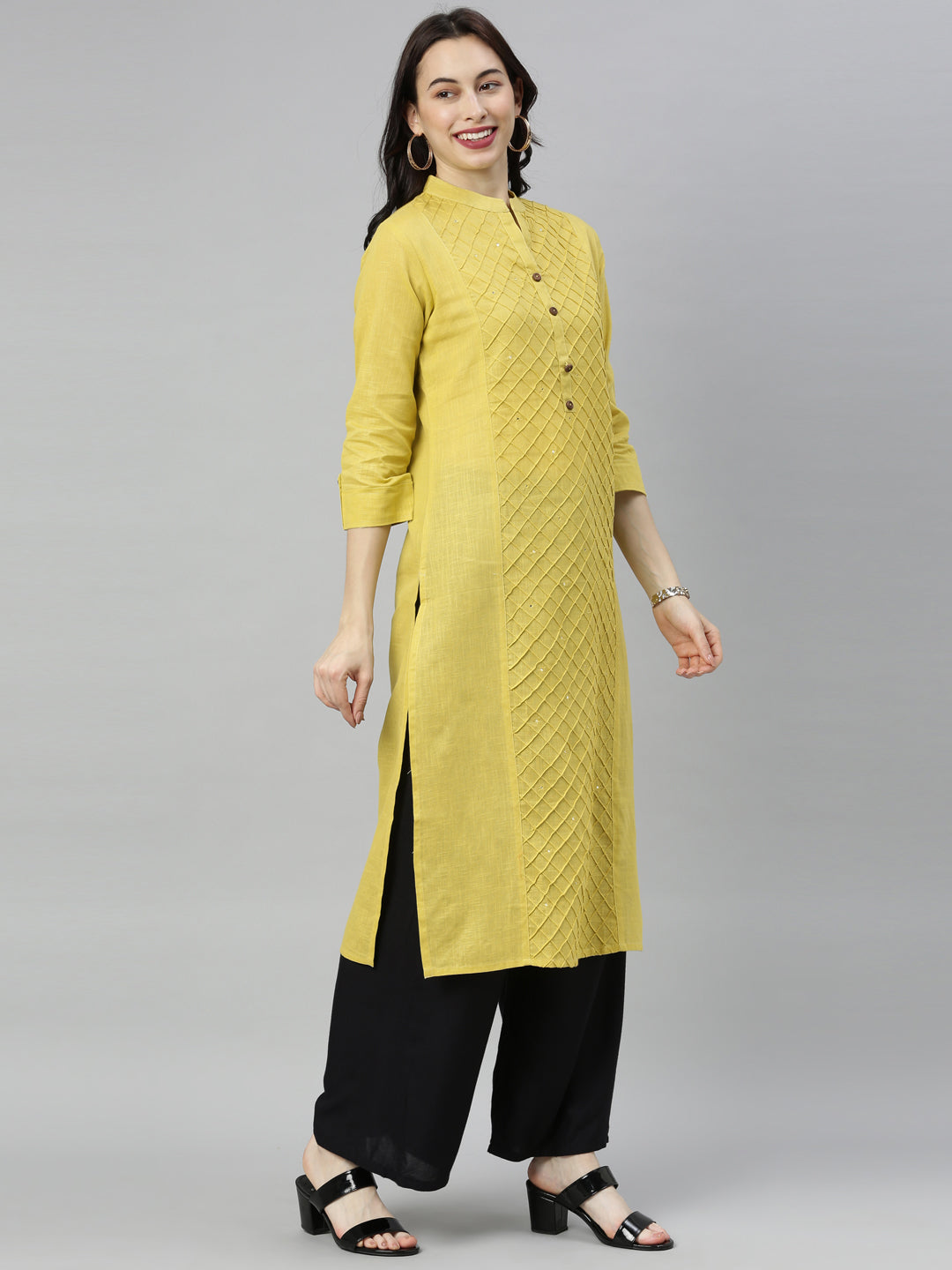 Neerus Olive Embroidered Straight Kurta