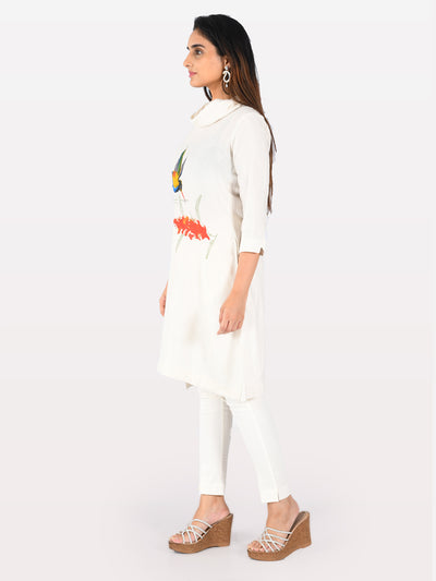 Neeru's Off White Printed Straight Kurta