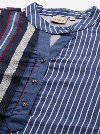 Neeru's Blue Striped Straight Kurta