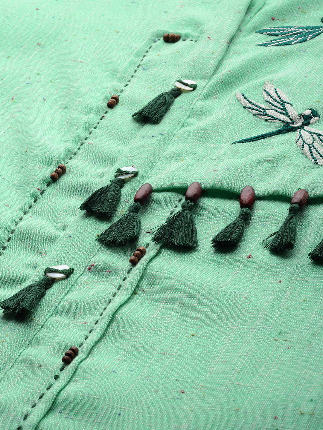 Neeru's Green Embroidered Straight Kurta