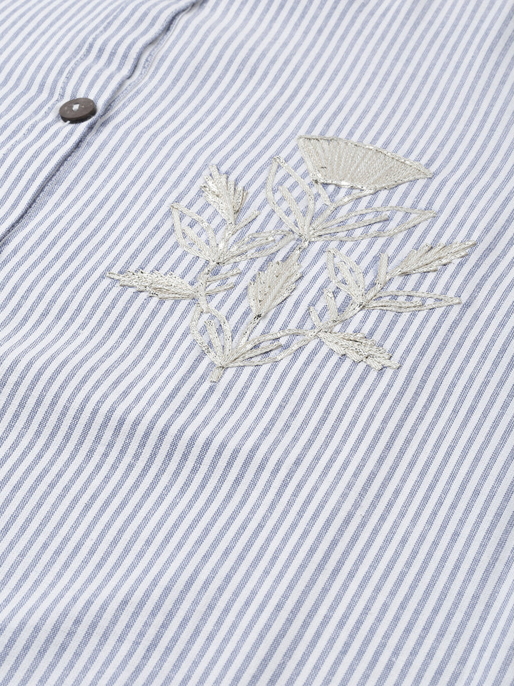 Neerus Blue cotton printed straight kurta - back view