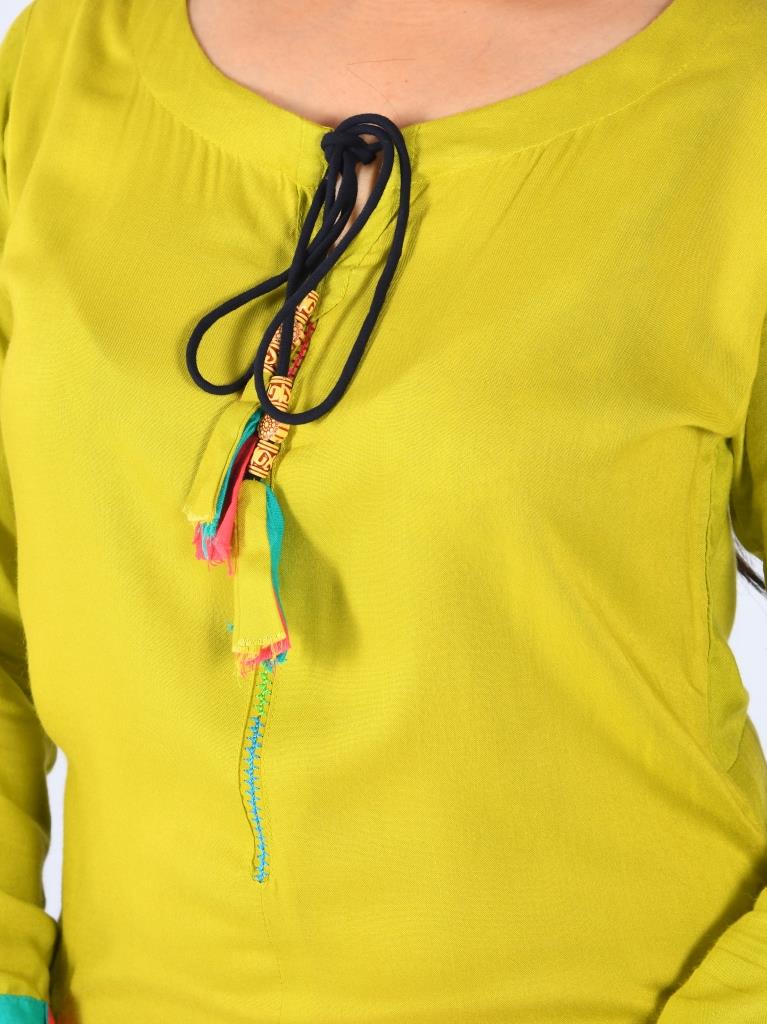 Neerus Green Embroidered High Low Kurta