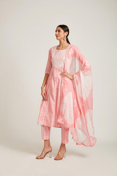 Neeru's Pink Color Cotton Fabric Kurta Set