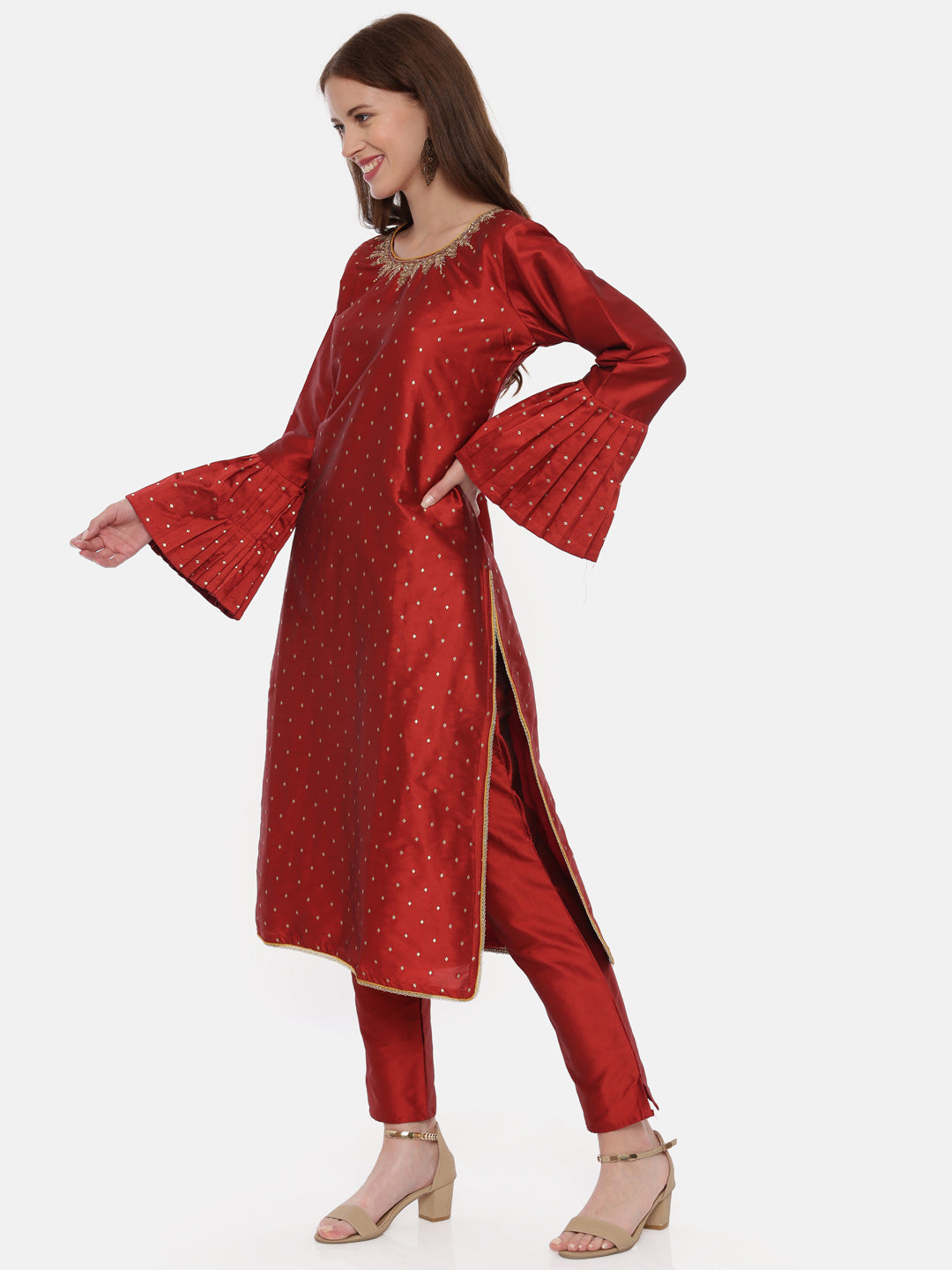 Neeru's Red Textured Kurta With Pant & Dupatta