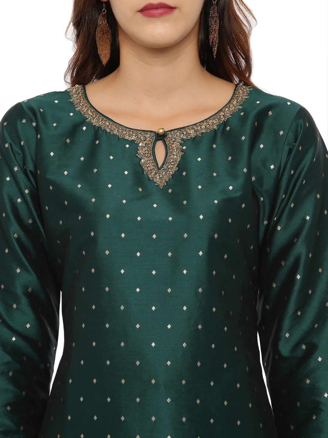 Neerus Green cotton woven kurta set - back view