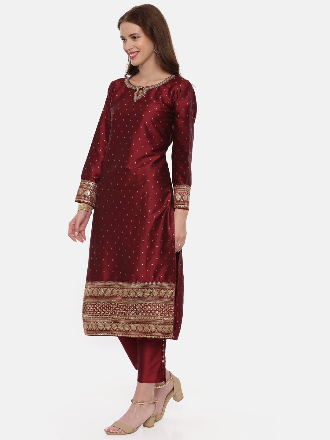 Neerus Maroon cotton woven kurta set - detail view 2