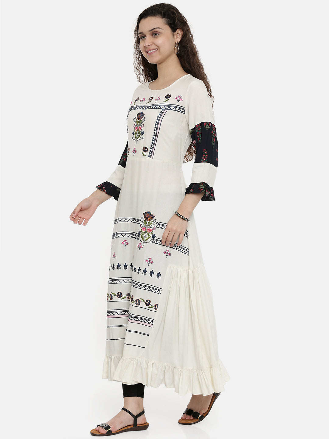 Neerus White Embroidered Anarkali Kurta