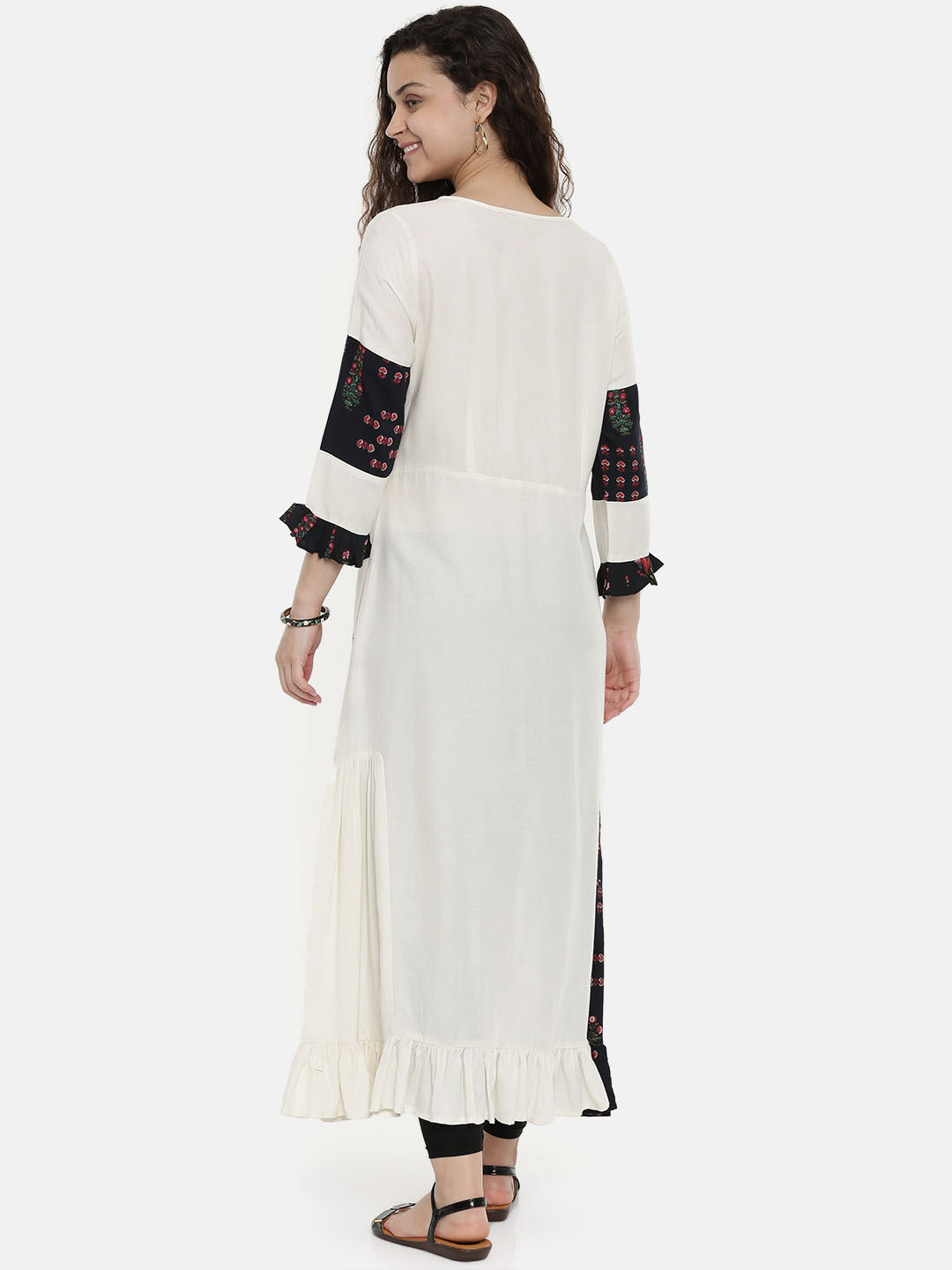 Neerus White Embroidered Anarkali Kurta